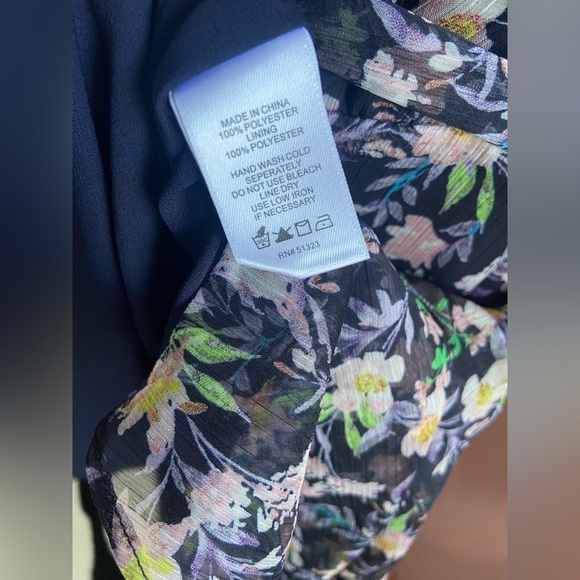 Cece Midi Asymmetrical Sleevelessā Mock Neck Floral Print Dress Lettuce Trim - Picture 15 of 15